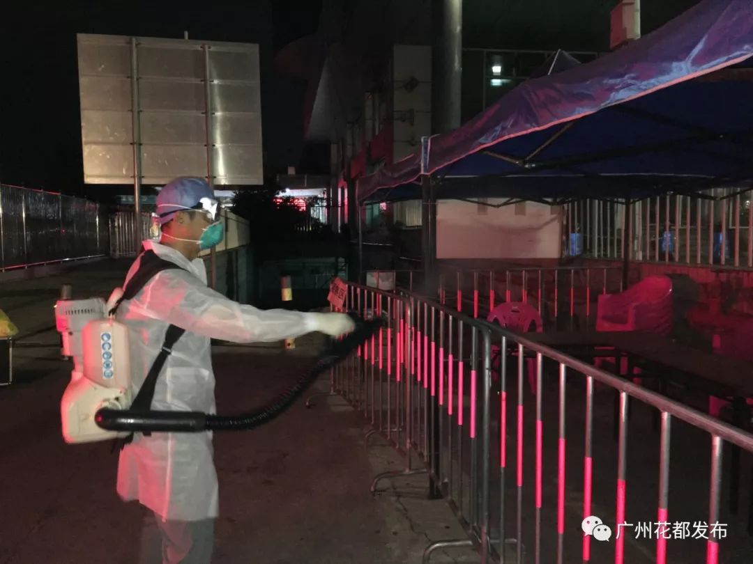 爱游戏-广州队发布备战花絮,赛后内部沟通,CBA常规赛任务艰巨,医务组通报恢复的简单介绍