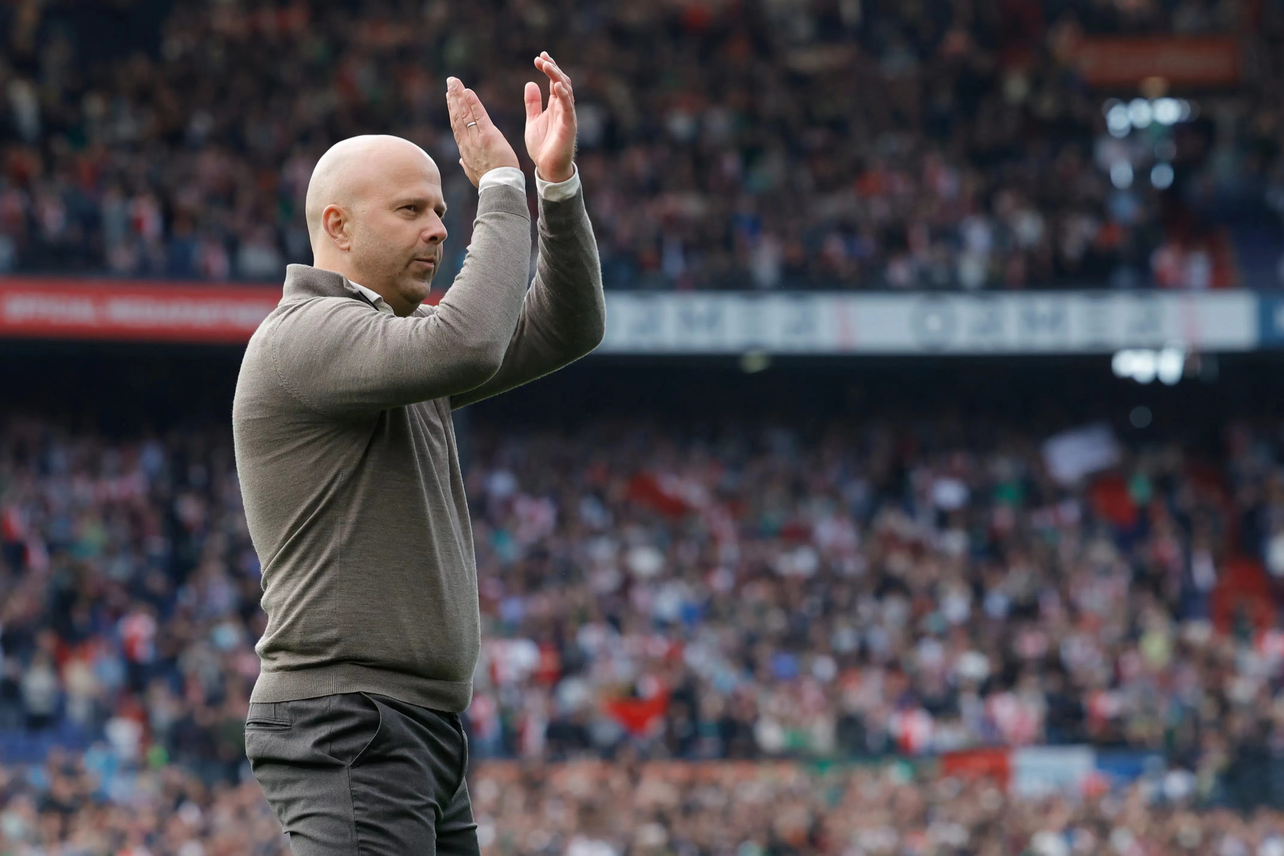 费耶诺德今晚强势反弹，志在CBA季后赛名次提升，更衣室稳定，训练强度明显提升